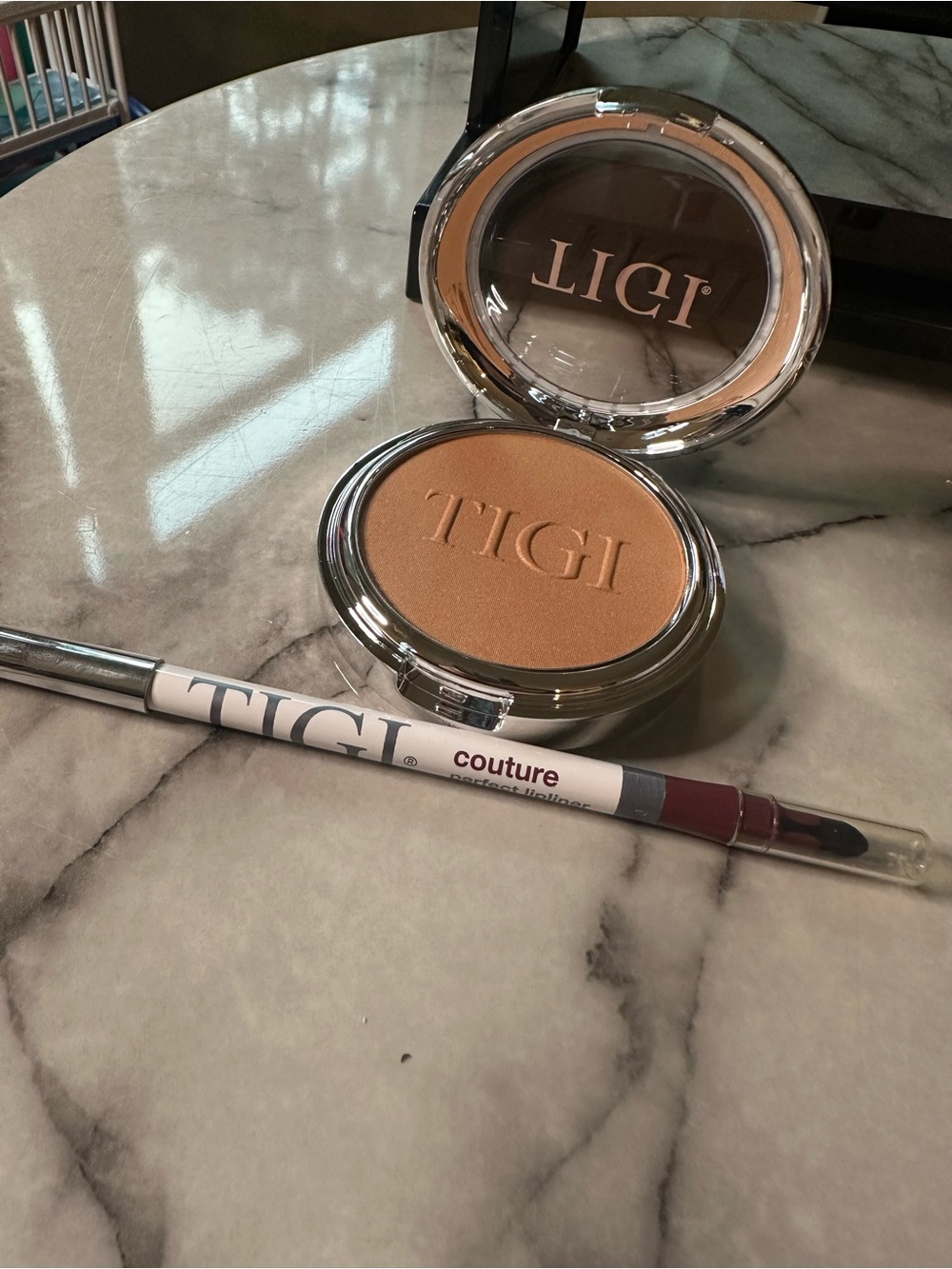 TIGI Couture Pressed Bronzer & Lip Liner Duo - Warm Tan & Deep Berry colors